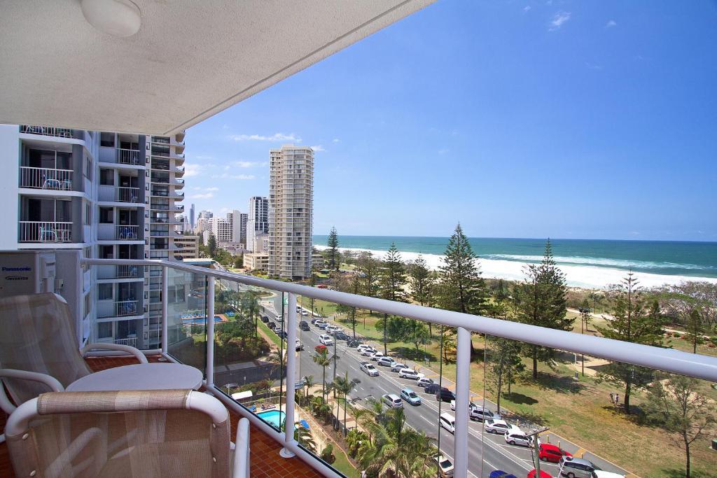 South Pacific Plaza - Official Aparthotel Broadbeach Room photo